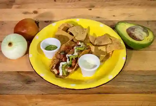 Tres Tacos Al Pastor