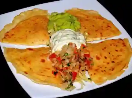 Quesadilla Mixta