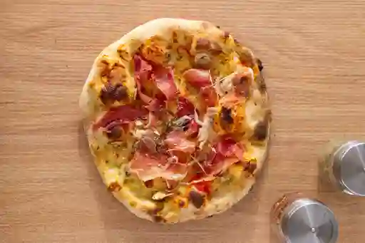 Pizza Hongos y Serrano