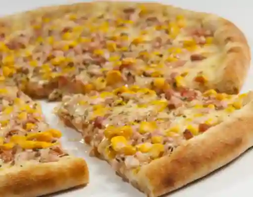 Pizza de Pollo & Maíz Medium