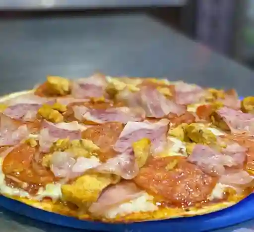 Pizza Carnívora