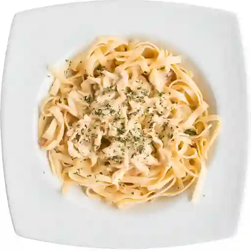 Spaguettis Pollo Bechamel