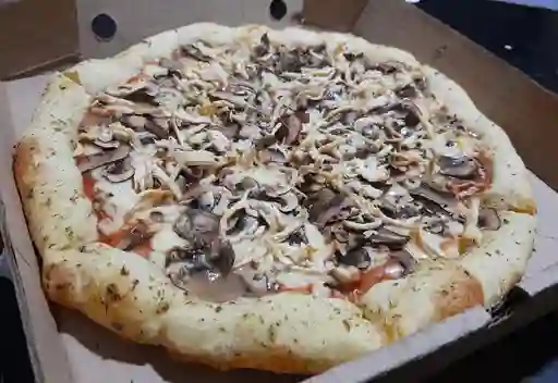 Pizza Mediana 6 Porciones