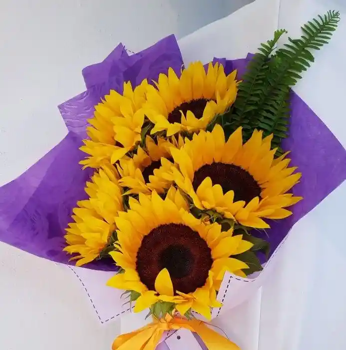 Bouquet De Girasoles