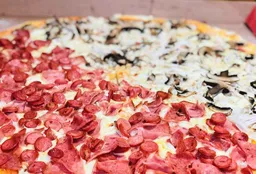 Pizza Jamón y Salami Personal