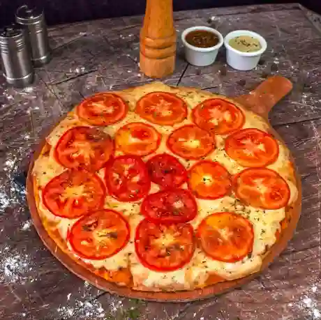 Combo Pizza Mediana 30cm + Gaseosa 1 L