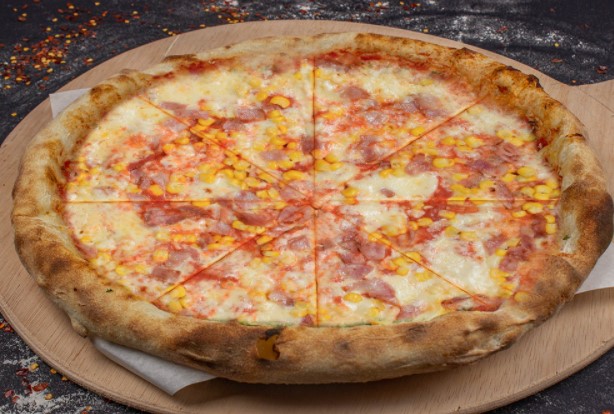 Pizza Maíz tocineta 