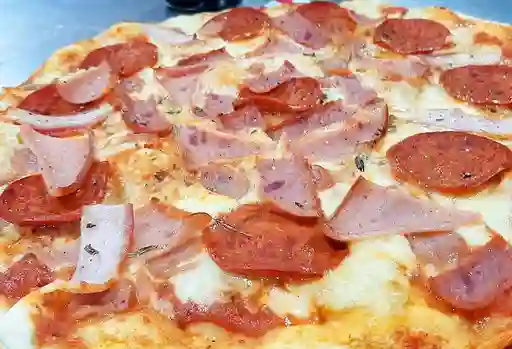 Pizza Pequeña Maxi Carnes
