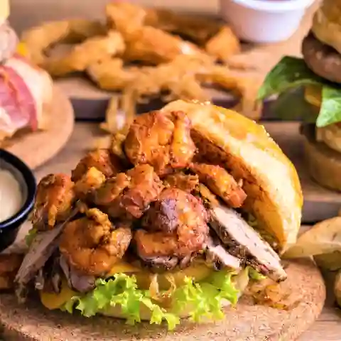 Hamburguesa Mar y Tierra