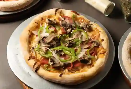 Pizza Caprichosa