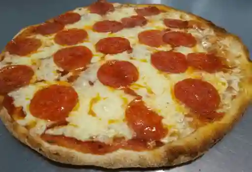 Pizza Pepperoni Mediana