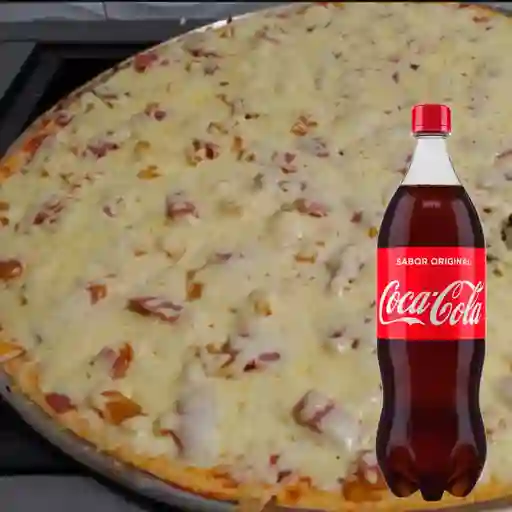 Combo Pizza Familiar + Coca-Cola Sabor Original 1.5 L