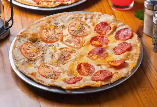 Pizza Salami Pimentón