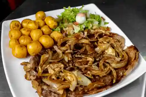 Carne Encebollada