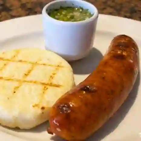 Arepa con Chorizo Antioqueño