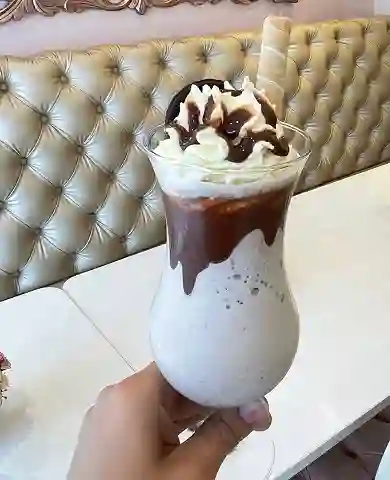 Malteada de Oreo 16 Oz