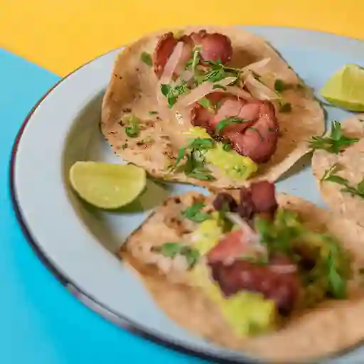 Orden de Tacos Chicharron