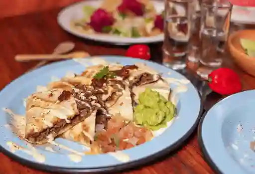 Quesadilla de Cochinita Pibil