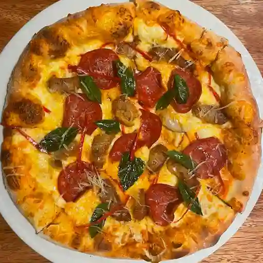 Pizza Mediana Tocineta Pepperoni