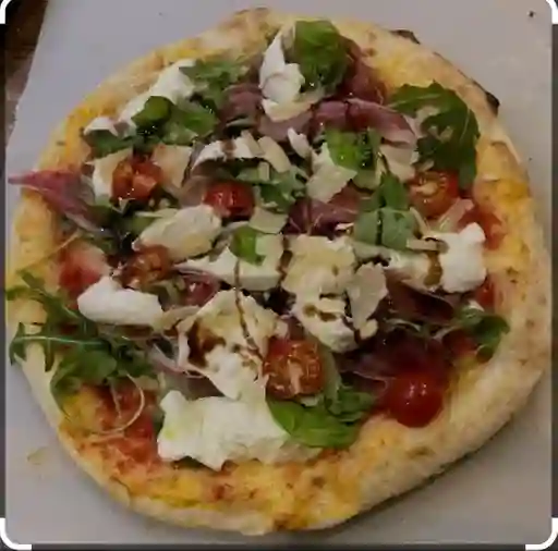 Pizza Mediana Serrano Especial