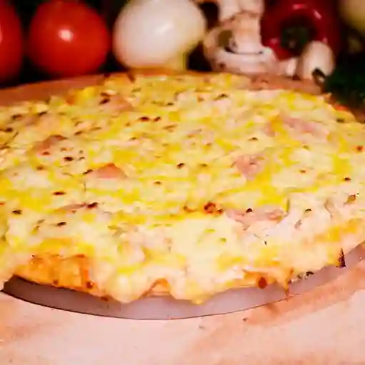 Pizza de Pollo Miel Mostaza Mediana