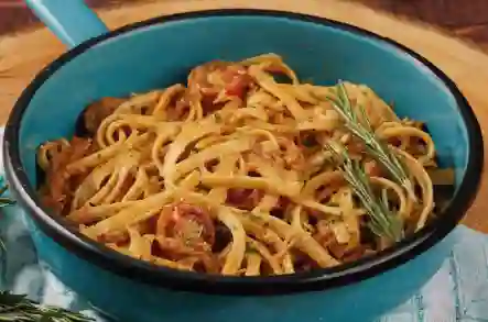 Pasta Cerdo Desmechado Al Romero