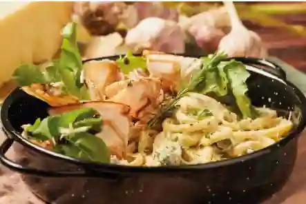Pasta Pavo con Queso Azul