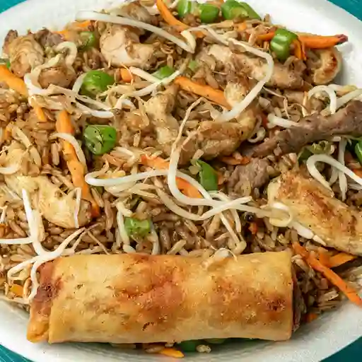 Arroz Mixto y Egg Roll