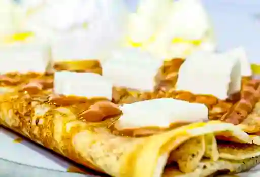 Crepe de Arequipe y Queso