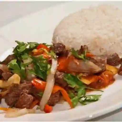 Salteado Mixto y Bebida