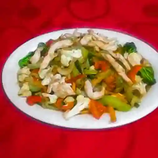 Chop Suey con Pollo