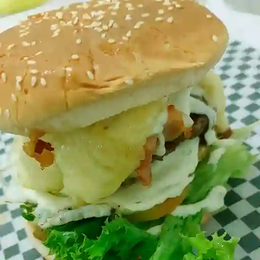 Combo Hamburguesa de la Casa
