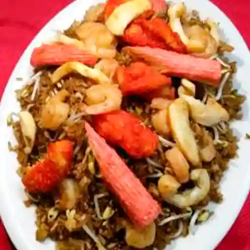 Chow Fan con Mariscos