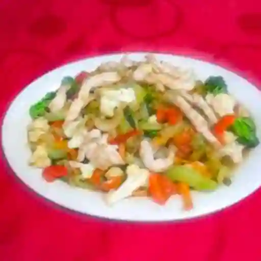 Chop Suey con Pollo