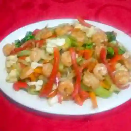 Chop Suey con Camarones