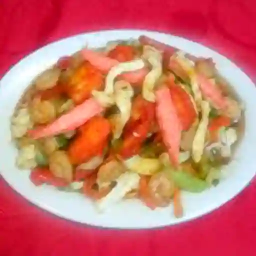 Chop Suey con Mariscos