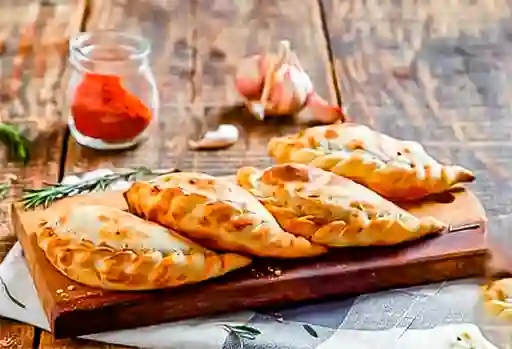 Combo Empanadas Ropa Vieja