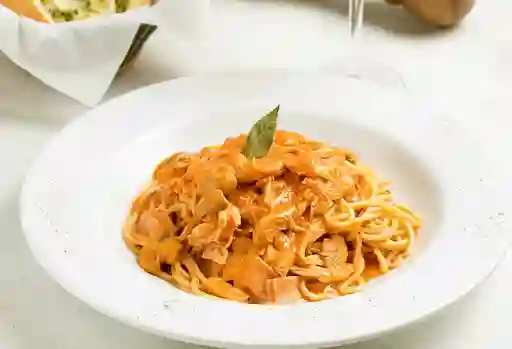 Spaguetti de la Casa al Wok