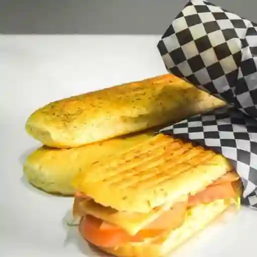 Combo Sándwich Estilo Cubano