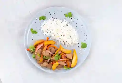 Lomo Saltado