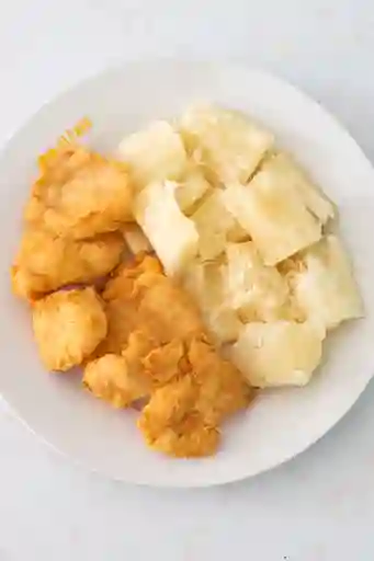 Nuggets con Yuca