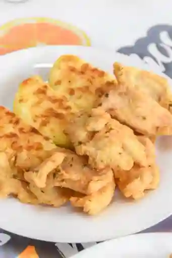 Nuggets con Arepa de Queso
