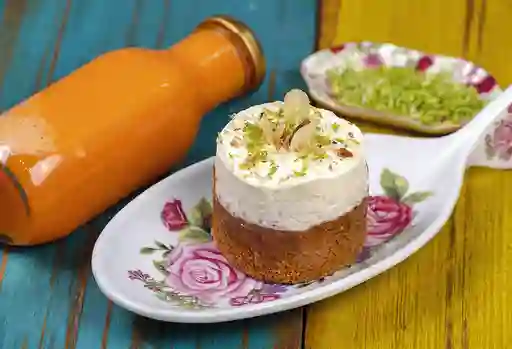 Combo Mini Torta Limòn + Jugo Natural