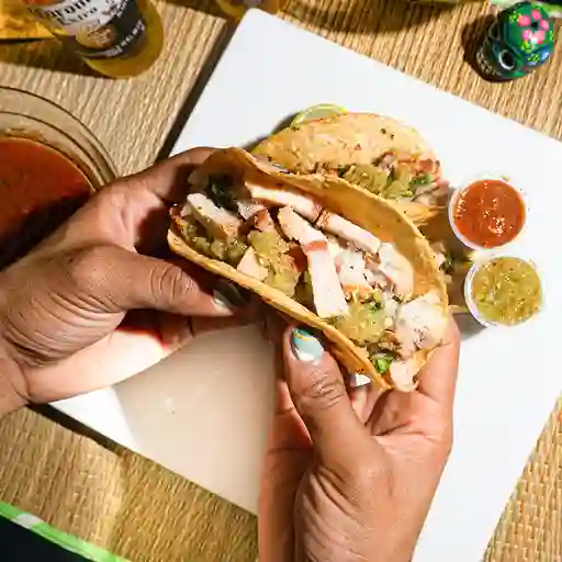 Tacos de Chicharrón