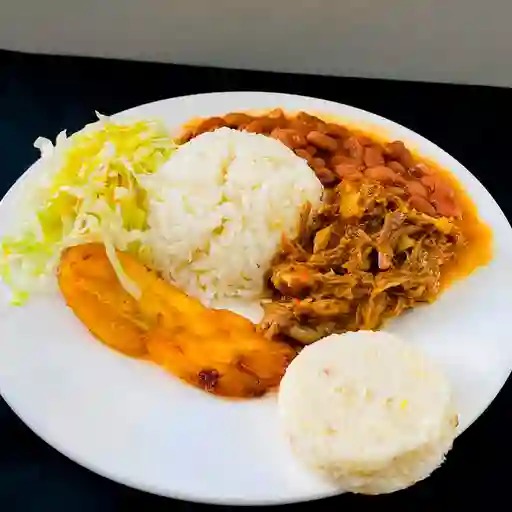 Bandeja de Carne Desmechada