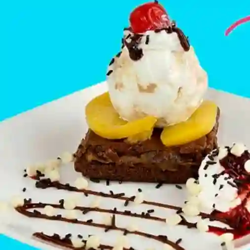 Brownie con Helado