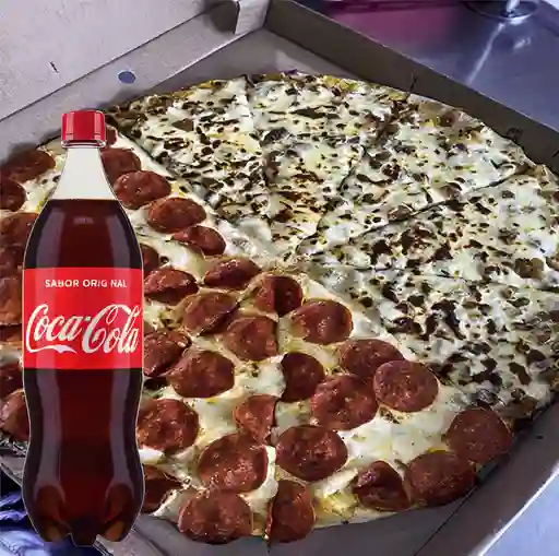 Combo Pizza Familiar + Coca-Cola Sabor Original 1.5 l