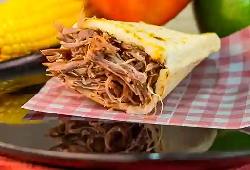Arepa con Carne
