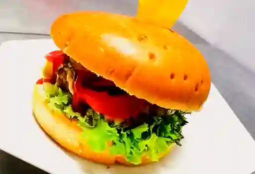 Hamburguesa de Res Sencilla