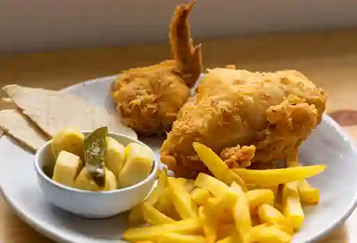 Combo Pollo Apanado con Papas